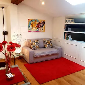 https://loft-bianco.it-tuscanyhotel.com