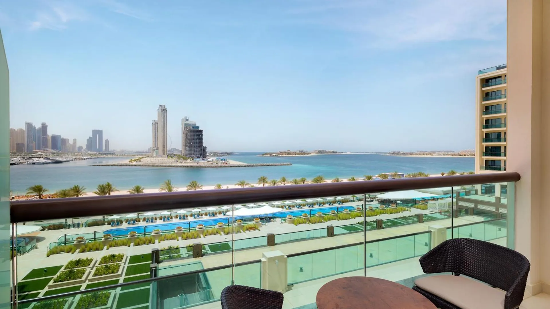 ***** Resort Hilton Dubai Palm Jumeirah Birleşik Arap Emirlikleri
